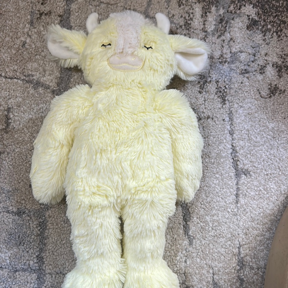New without tags yellow yak